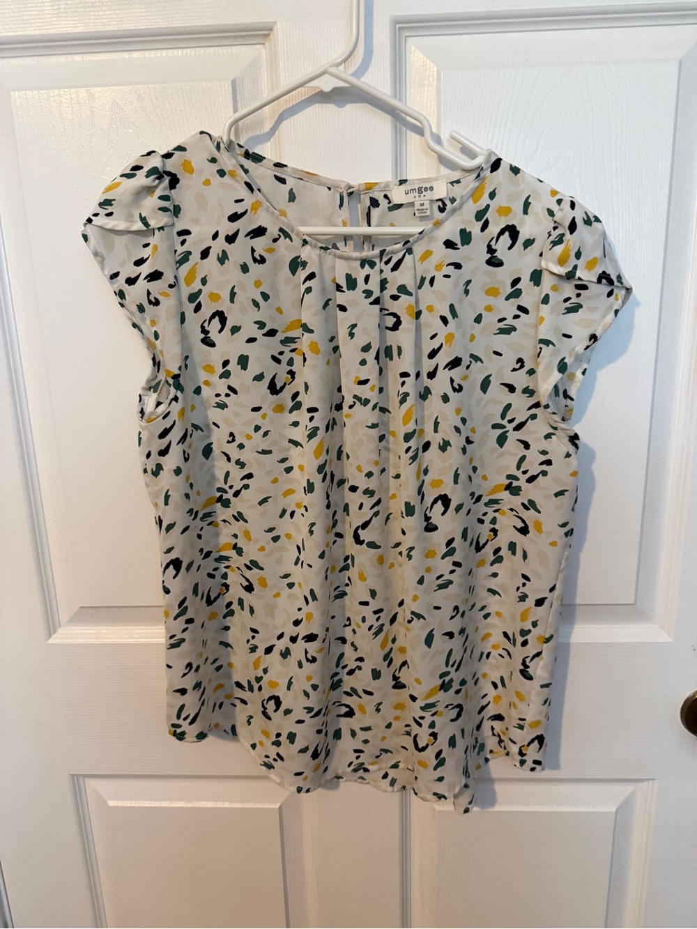 Umgee White Blouse with Green and Yellow Abstract Print